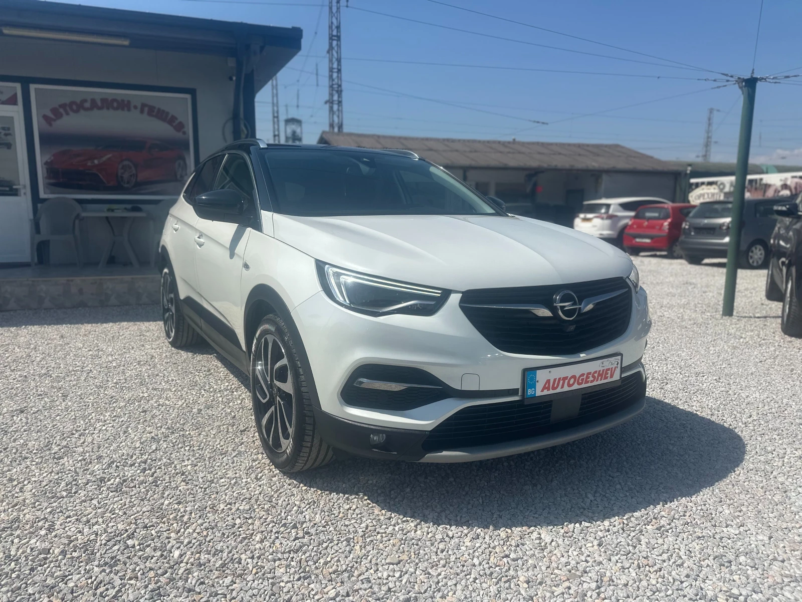 Opel Grandland X 1.5D* Full ЕКСТРИ* 63хил.км* , снимка 5 - Автомобили и джипове - 55922657