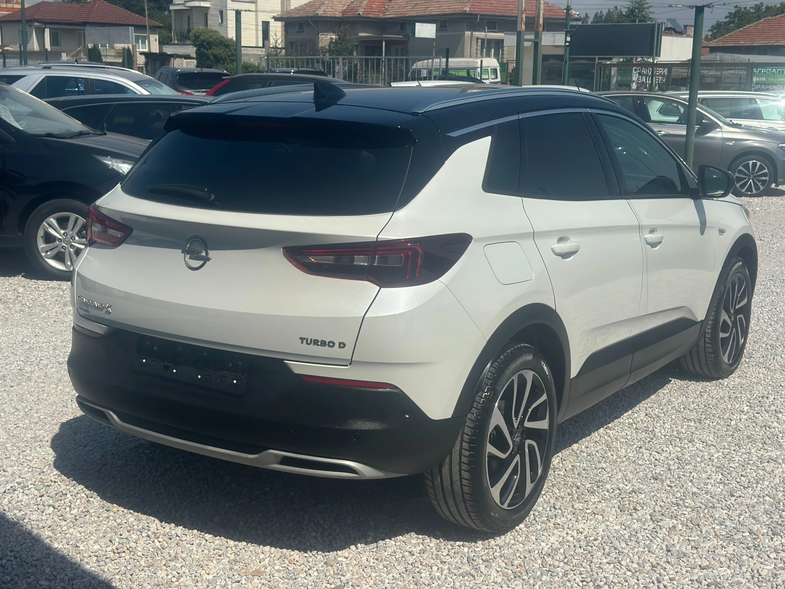 Opel Grandland X 1.5D* Full ЕКСТРИ* 63хил.км* , снимка 4 - Автомобили и джипове - 55922657