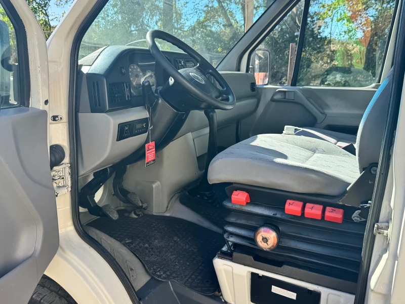 VW Lt Пътна помощ, снимка 8 - Бусове и автобуси - 52111915