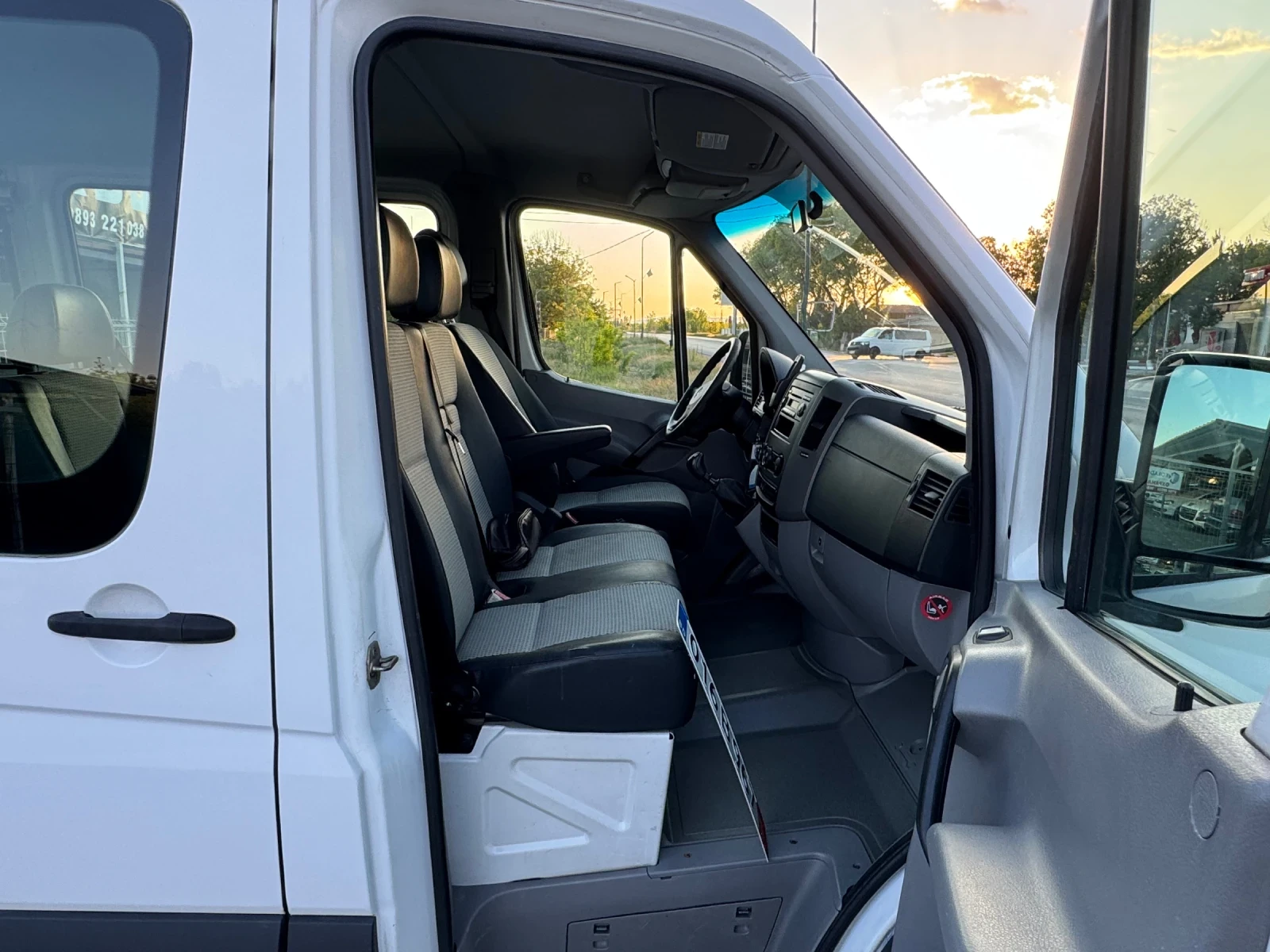 Mercedes-Benz Sprinter 311 8+ 1, снимка 14 - Бусове и автобуси - 54429786
