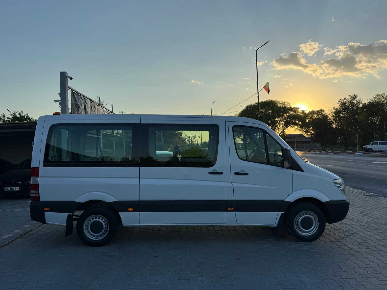 Mercedes-Benz Sprinter 311 8+ 1, снимка 4 - Бусове и автобуси - 54429786