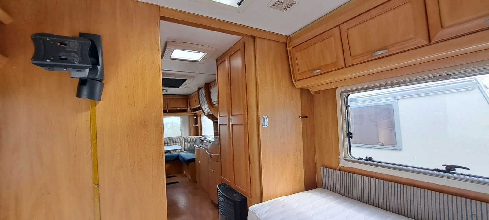 Каравана HYMER / ERIBA 590 - изображение 10