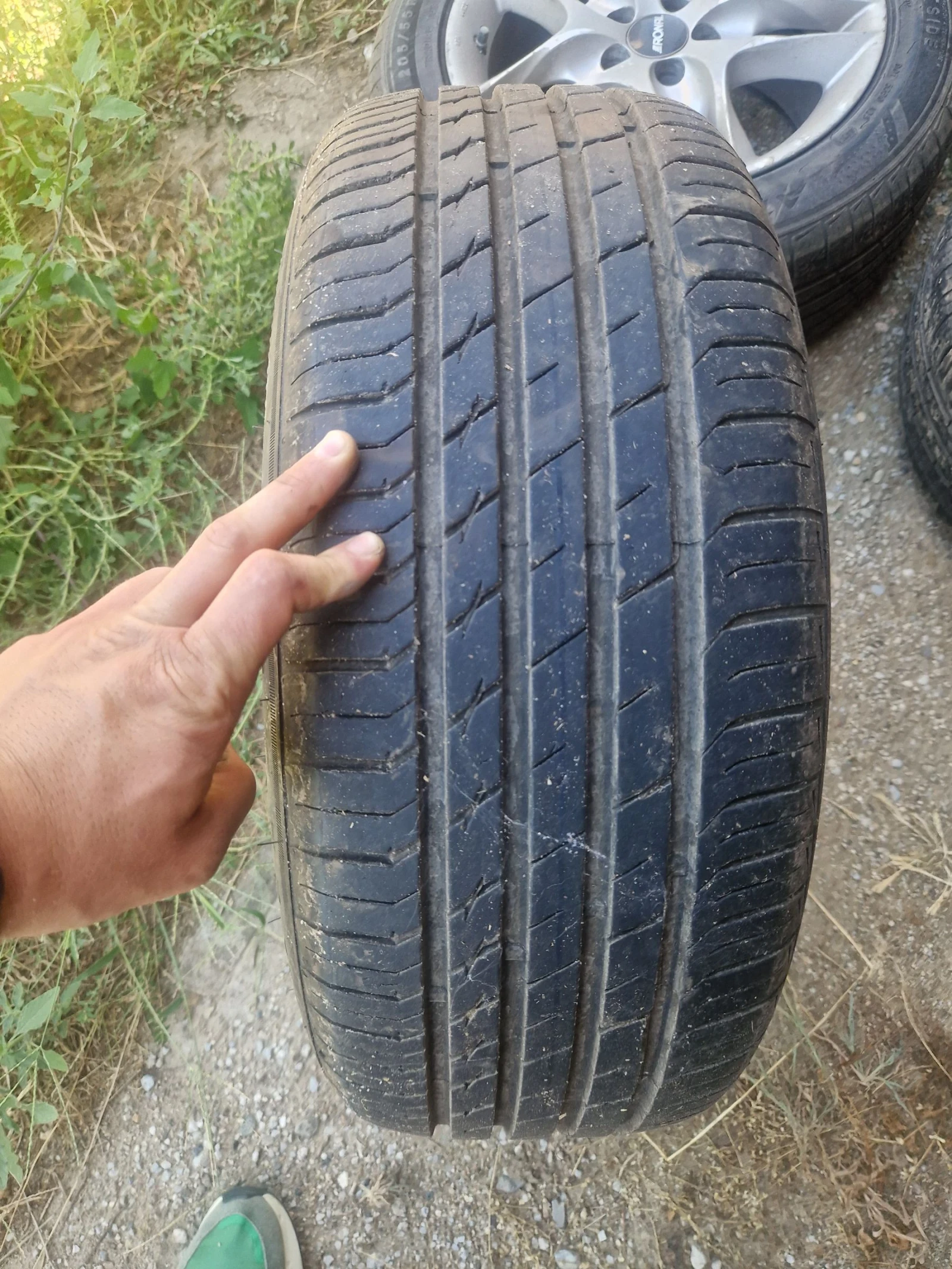    205/55R16  VW Golf | Mobile.bg   8