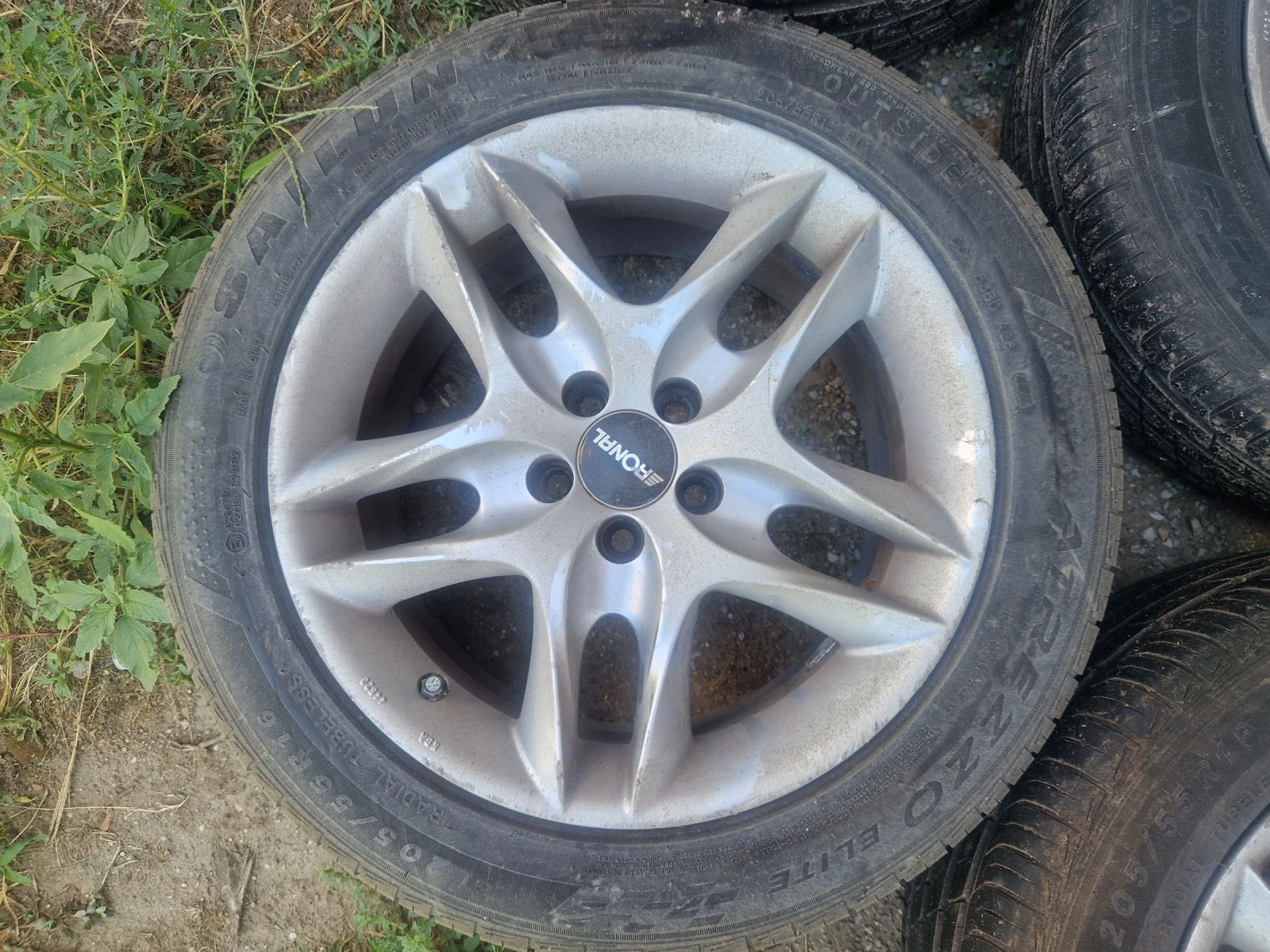    205/55R16  VW Golf | Mobile.bg   5