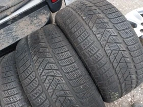 Гуми Зимни 255/40R19, снимка 3 - Гуми и джанти - 41115094