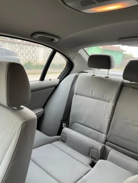BMW 320, снимка 9