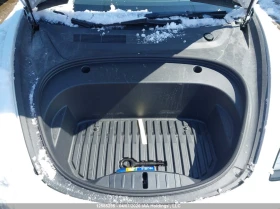 Tesla Model 3 Rear-Wheel Drive, снимка 10