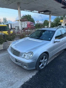 Mercedes-Benz C 320, снимка 3