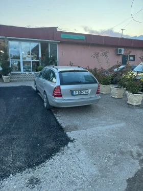 Mercedes-Benz C 320, снимка 4