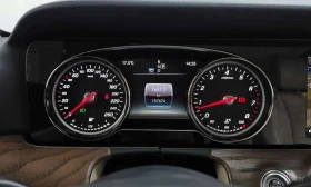 Mercedes-Benz E 300, снимка 8