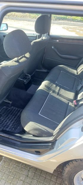 BMW 320, снимка 7