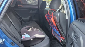 Toyota Auris 1.8 Hybrid* Перфектна* 4.5/100км* БАРТЕР - 10000 € / 19558.30 лв. - 64684238 10