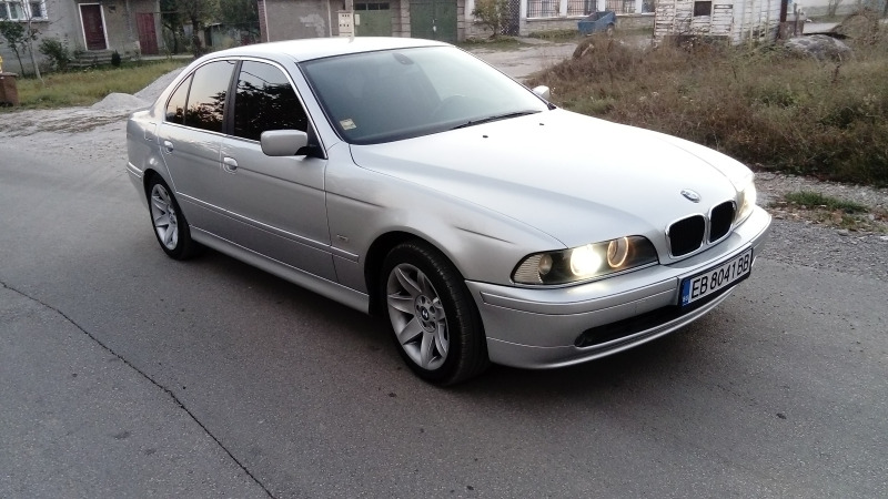 BMW 520, снимка 6 - Автомобили и джипове - 45154620
