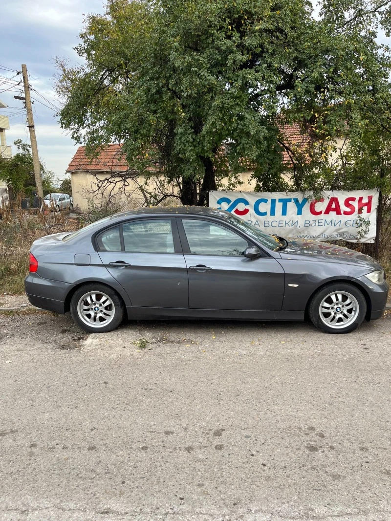 BMW 320, снимка 4 - Автомобили и джипове - 45718789