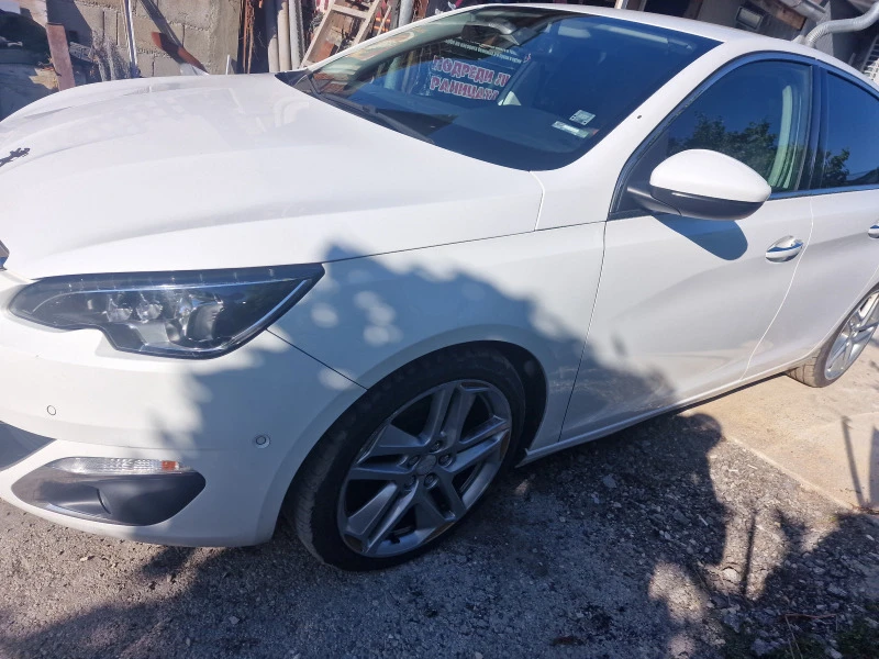 Peugeot 308, снимка 1 - Автомобили и джипове - 46516189