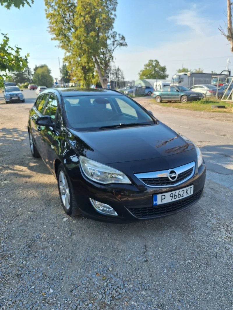 Opel Astra, снимка 2 - Автомобили и джипове - 46920426