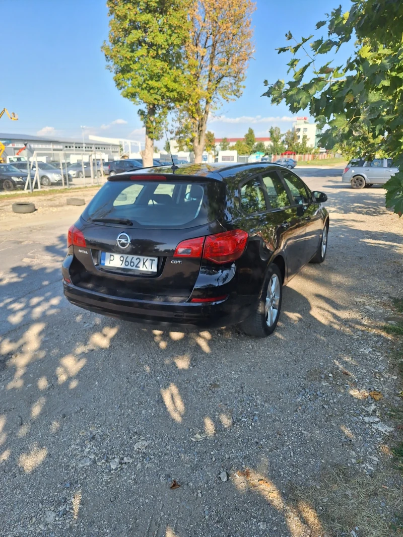 Opel Astra, снимка 4 - Автомобили и джипове - 46920426