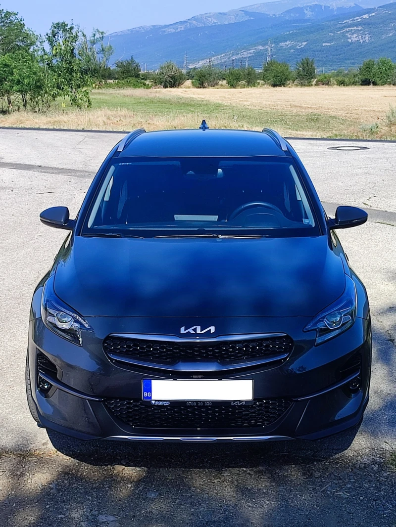 Kia XCeed, снимка 2 - Автомобили и джипове - 48262052