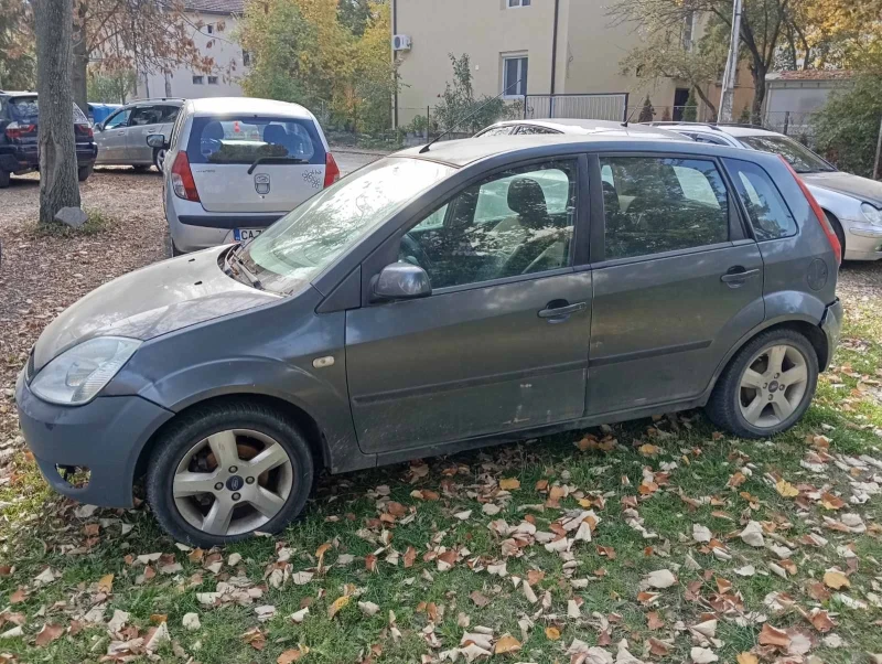 Ford Fiesta, снимка 2 - Автомобили и джипове - 48452296