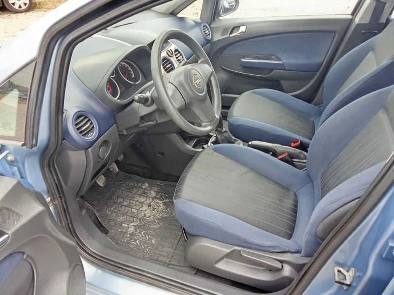 Opel Corsa, снимка 9 - Автомобили и джипове - 49516610