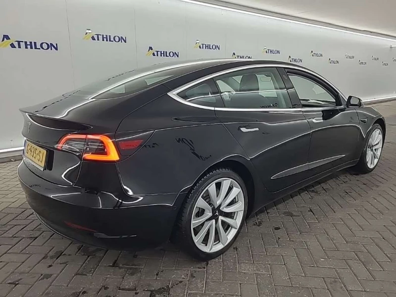 Tesla Model 3 Standart Range Plus, снимка 3 - Автомобили и джипове - 49682938
