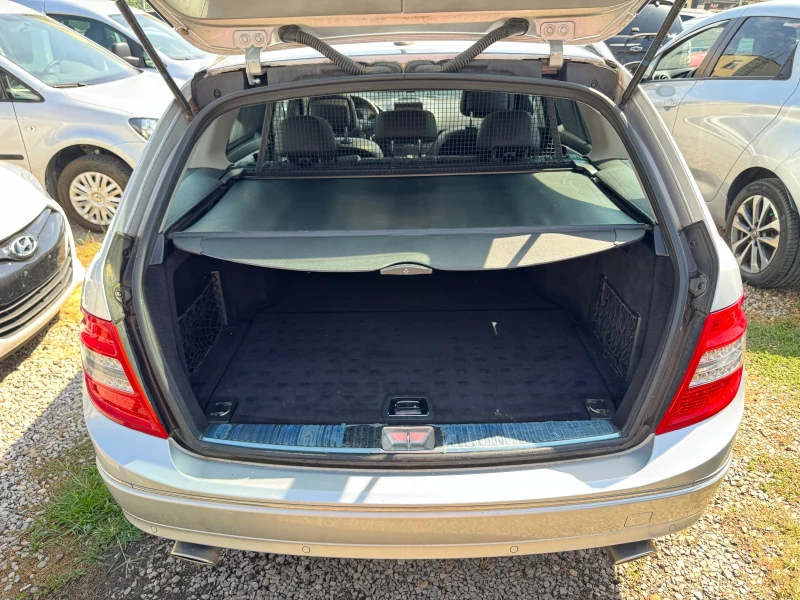 Mercedes-Benz C 320 ПАНОРАМА* КОЖА* NAVI* ЩОРИ* AVANTGARDE* , снимка 10 - Автомобили и джипове - 51668328