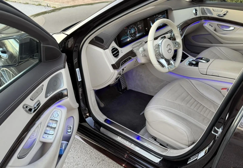 Mercedes-Benz S 560 * Long * AMG * 4 matic * Burmester * 3xTV * Pano, снимка 8 - Автомобили и джипове - 52044627