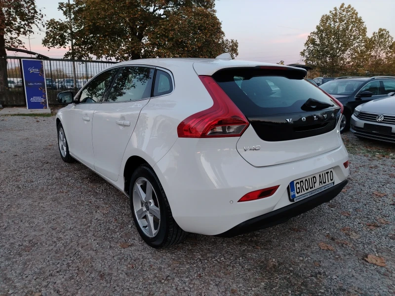 Volvo V40 1.6D114к.с/КЛИМАТРОНИК/ПАРКТРОНИК/КАМЕРА!!! , снимка 5 - Автомобили и джипове - 52239523