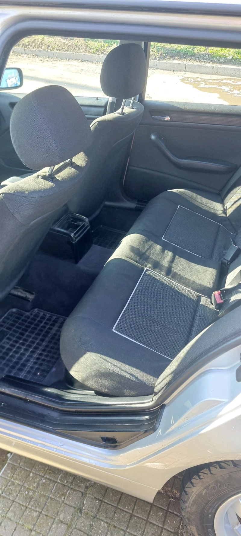 BMW 320, снимка 7 - Автомобили и джипове - 52818739