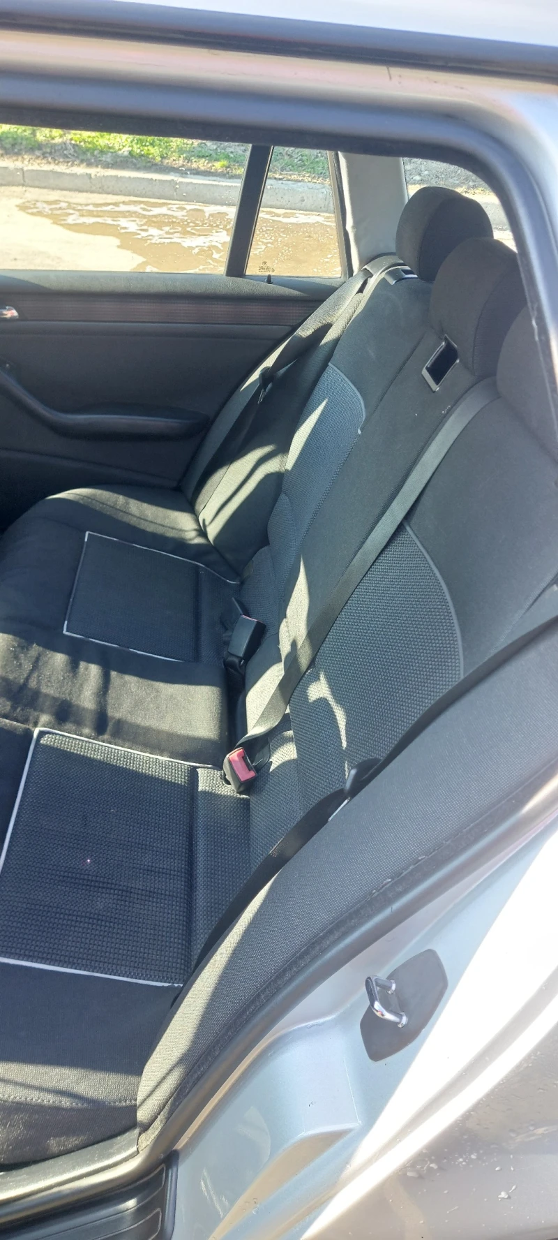 BMW 320, снимка 6 - Автомобили и джипове - 52818739