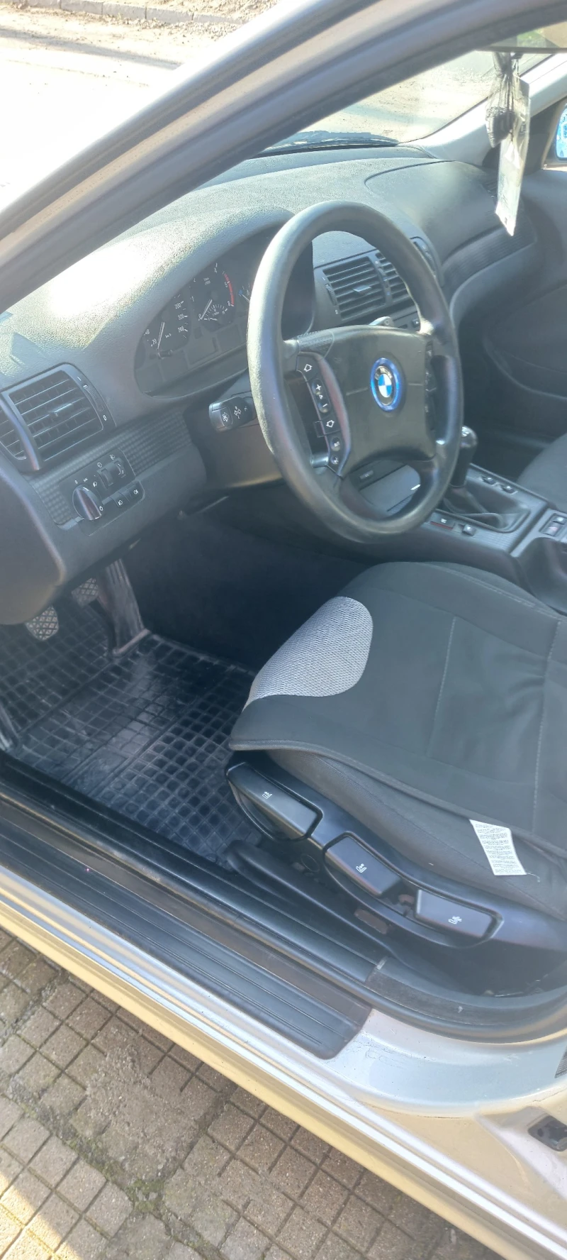 BMW 320, снимка 8 - Автомобили и джипове - 52818739