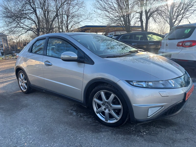 Honda Civic 2007+ 1.8+ ПАНОРАМА+ НОВИ ГУМИ, снимка 3 - Автомобили и джипове - 52944455