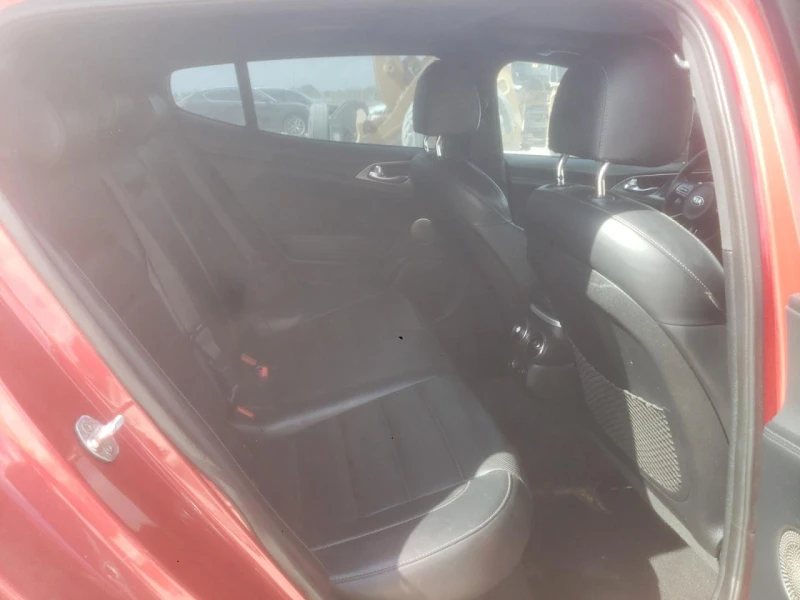 Kia Stinger GT* 3.3TURBO* КОЖА* ПОДГРЕВ, снимка 9 - Автомобили и джипове - 53156307