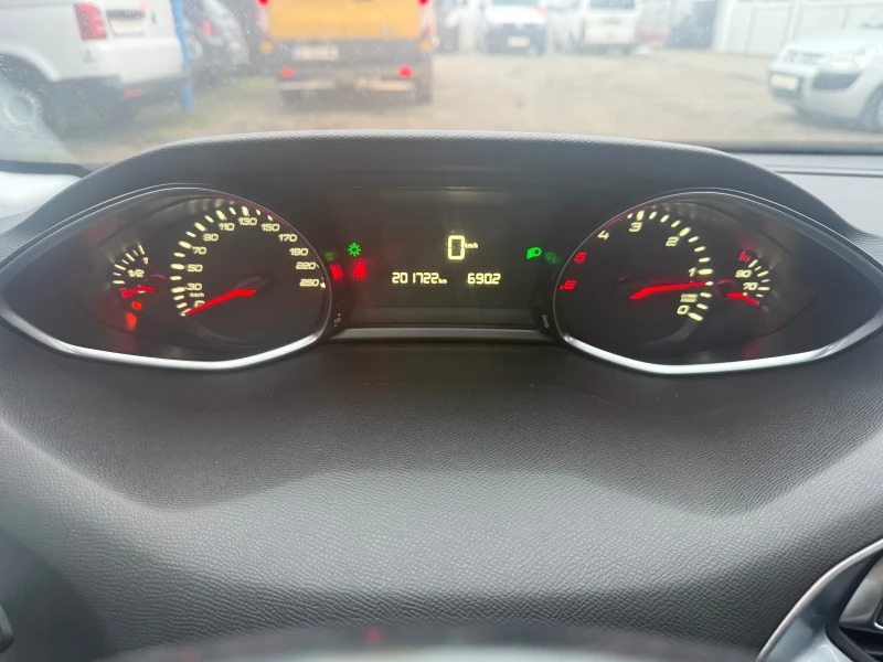 Peugeot 308 1.6HDI, снимка 15 - Автомобили и джипове - 53387142