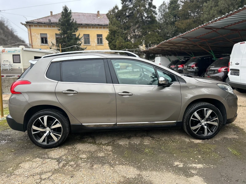 Peugeot 2008 1.6HDI-115k.c-FULL ALLURE!!ПАНОРАМА-КОЖА-ЛЕД-НАВИ!, снимка 15 - Автомобили и джипове - 53429625