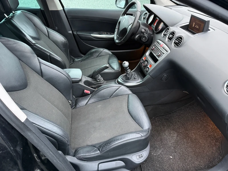 Peugeot 308 * SW* 2.0HDI* 136HP* NAVI* XENON* , снимка 9 - Автомобили и джипове - 53576878