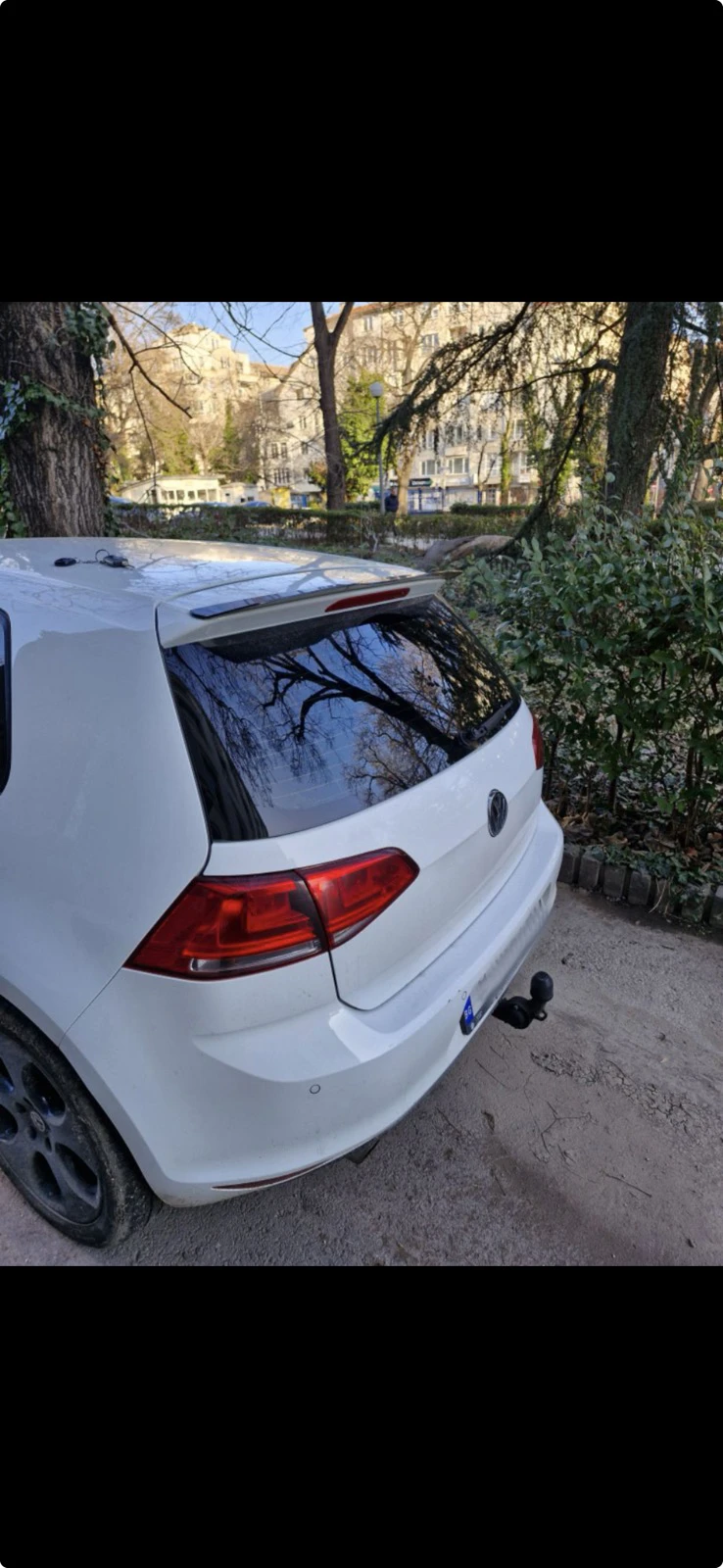 VW Golf 1.6 TDI, снимка 3 - Автомобили и джипове - 53861686