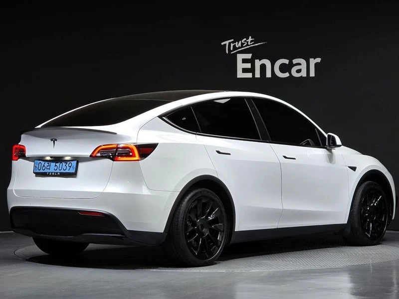 Tesla Model Y Standard Range RWD| 204к.с., снимка 2 - Автомобили и джипове - 56008075