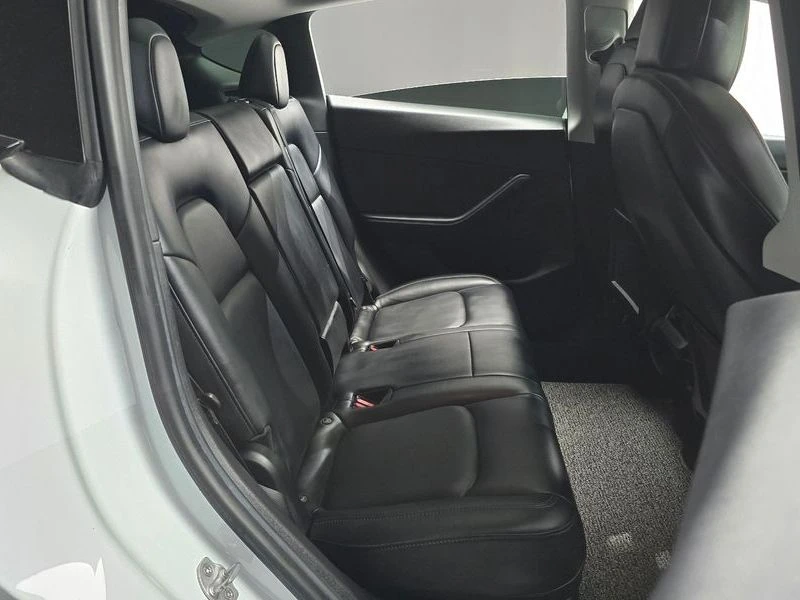 Tesla Model Y Standard Range RWD| 204к.с., снимка 11 - Автомобили и джипове - 56008075