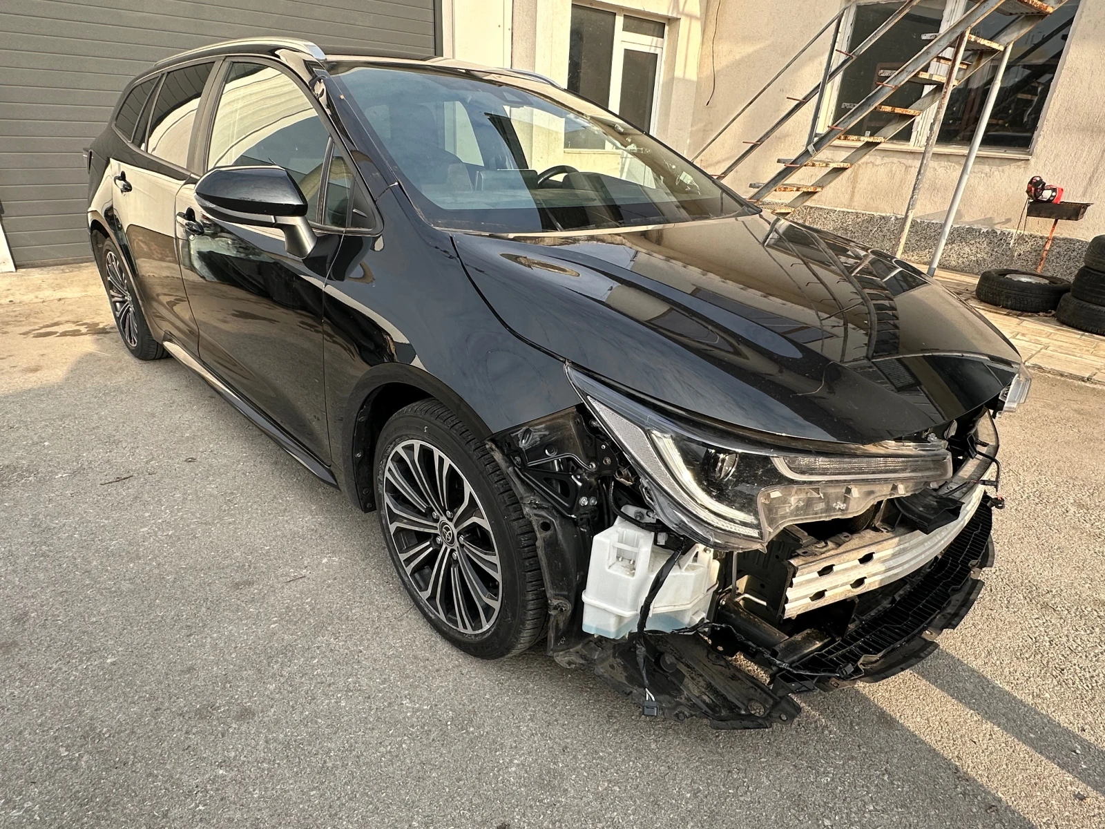 Suzuki Swace 1.8-Хибрид, снимка 1