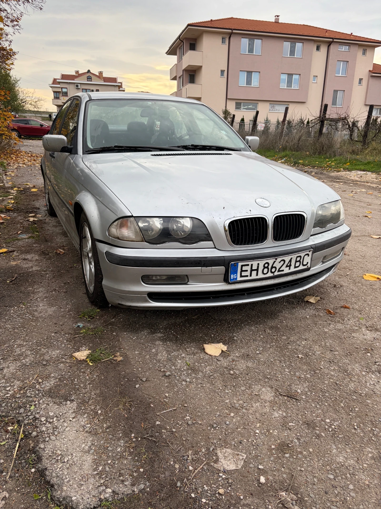 BMW 320, снимка 1