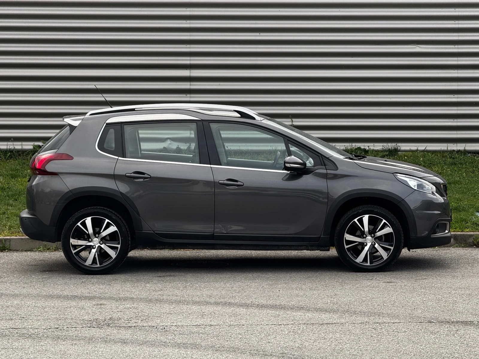 Peugeot 2008 1.5D 102 HP ALLURE 2019 Г. EURO 6D 148 000 KM. - изображение 4