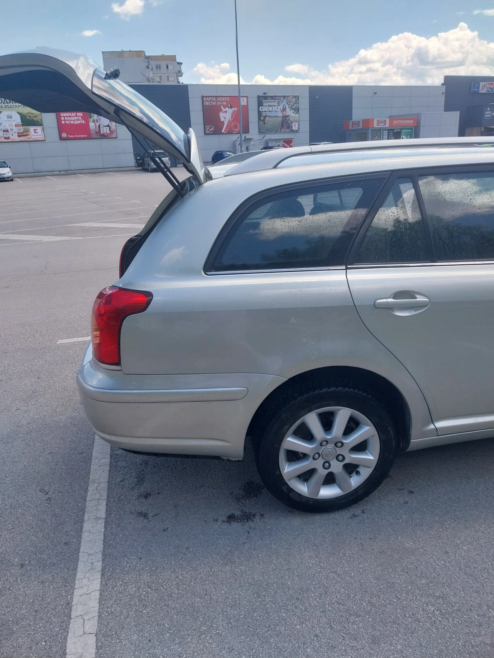 Toyota Avensis  - изображение 10