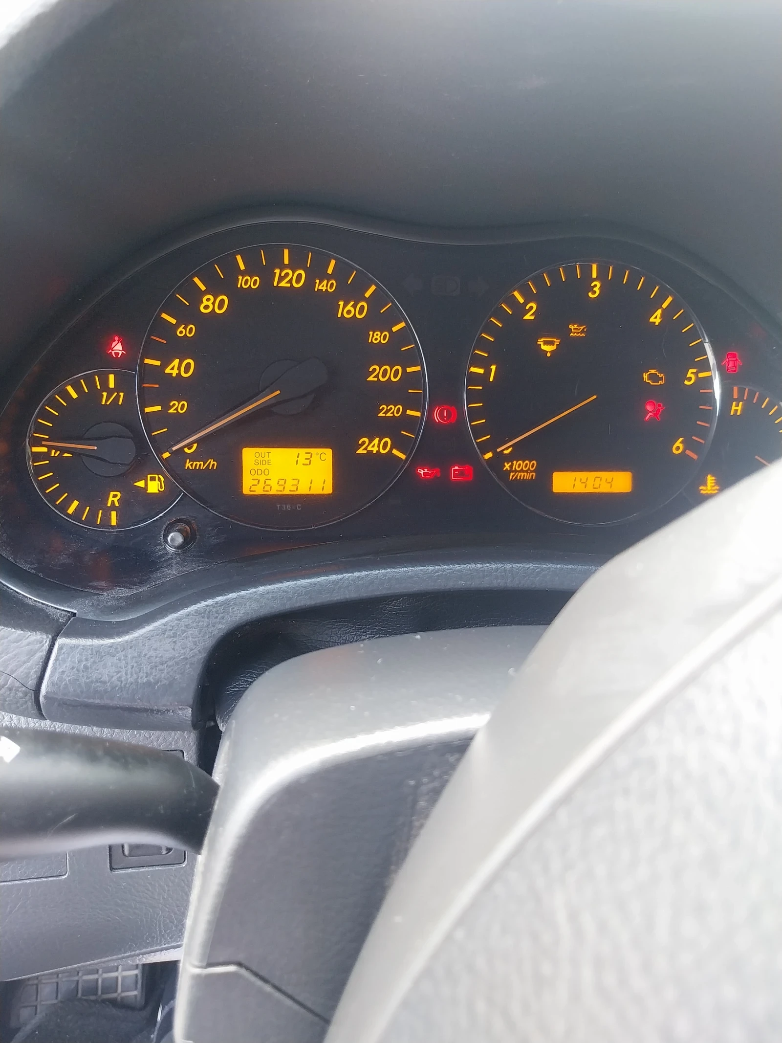 Toyota Avensis  - изображение 6