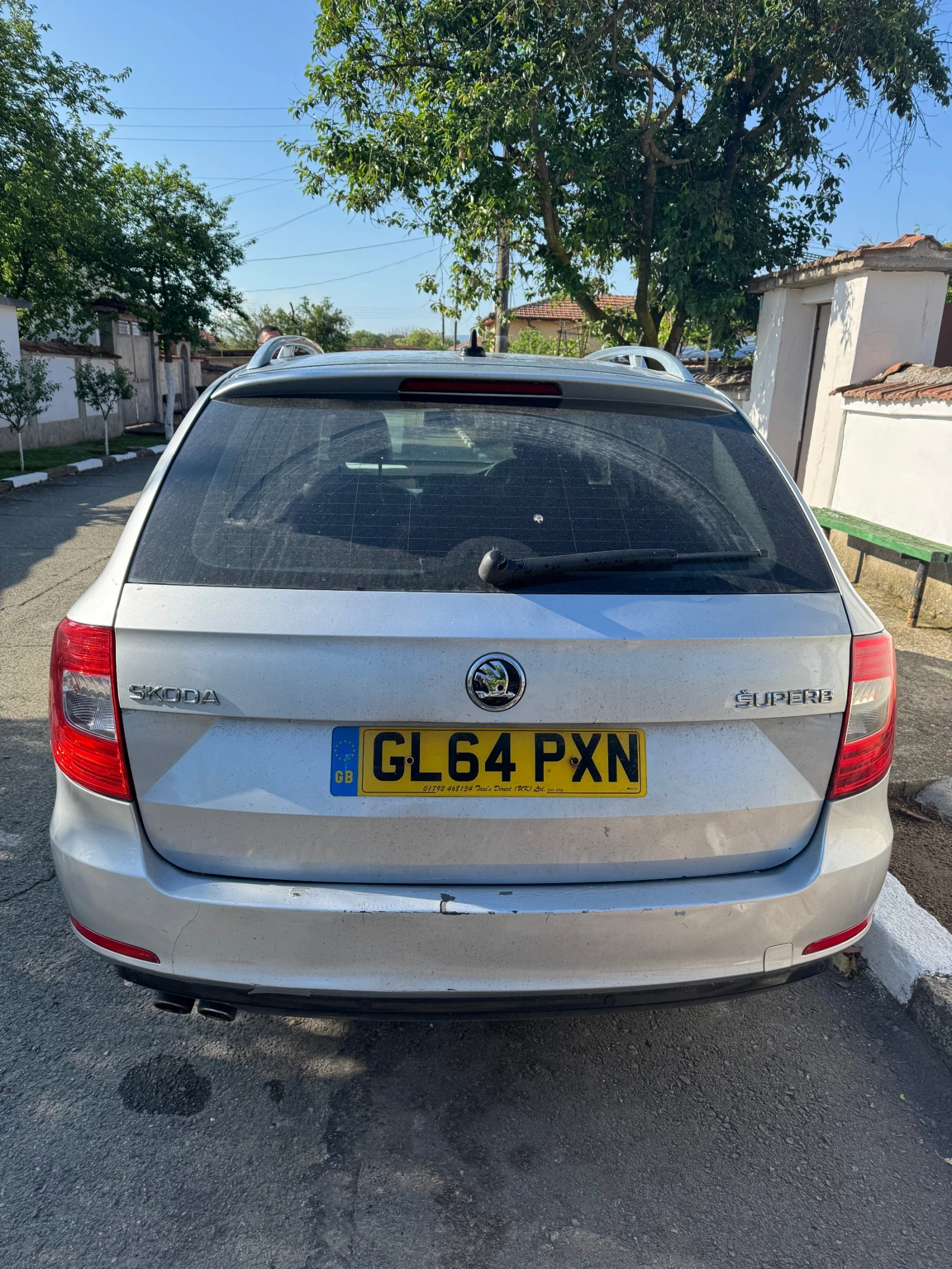 Skoda Superb 2.0 - изображение 3