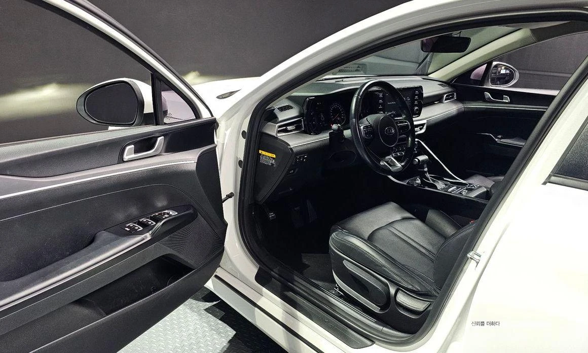 Kia K5 | Mobile.bg   12