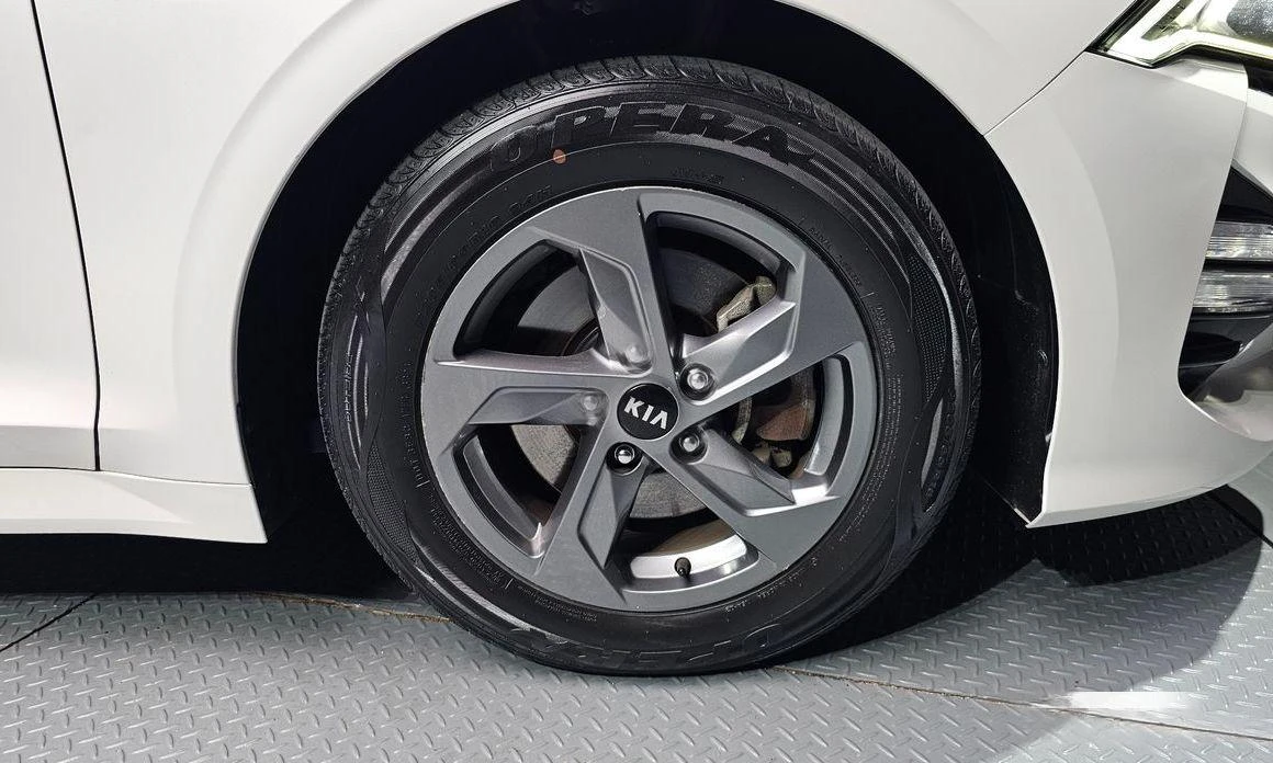Kia K5  - изображение 5