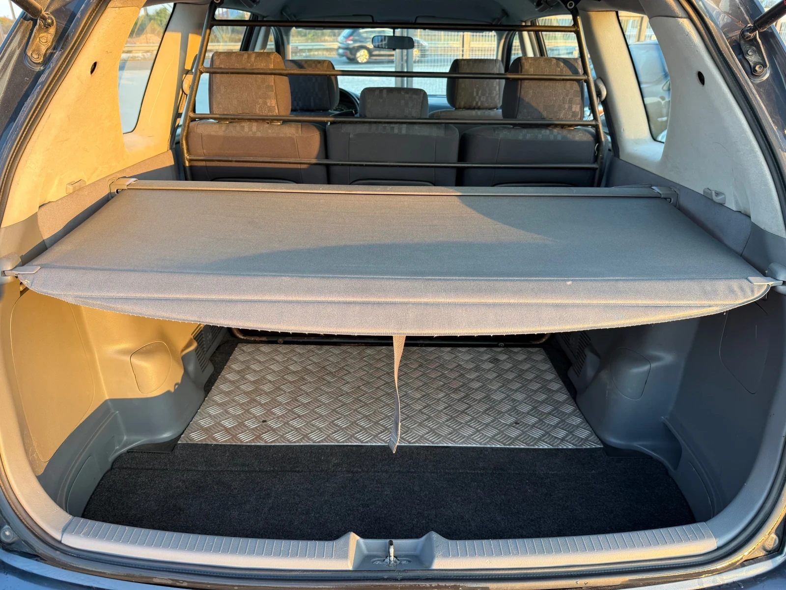 Toyota Avensis verso 2.0D* 2005*  * 214.000*  | Mobile.bg   13