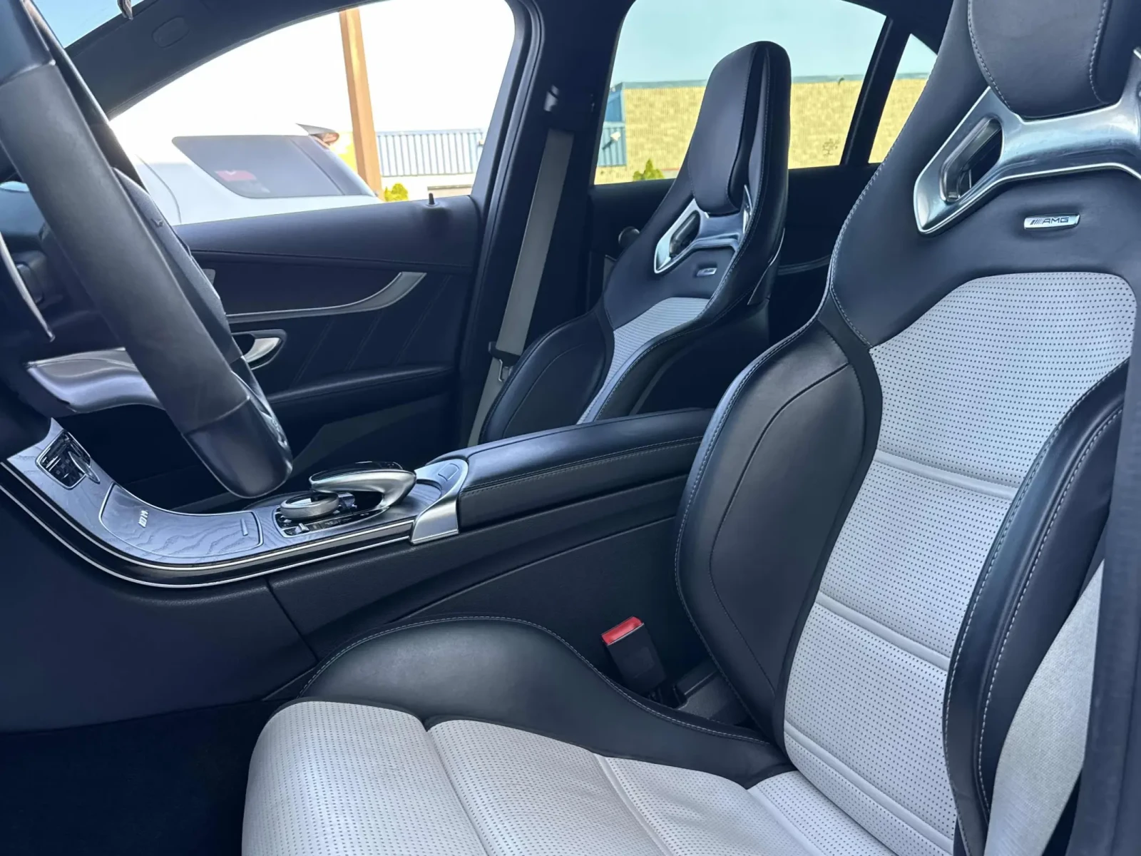 Mercedes-Benz C 63 AMG  * CARFAX *    | Mobile.bg   12