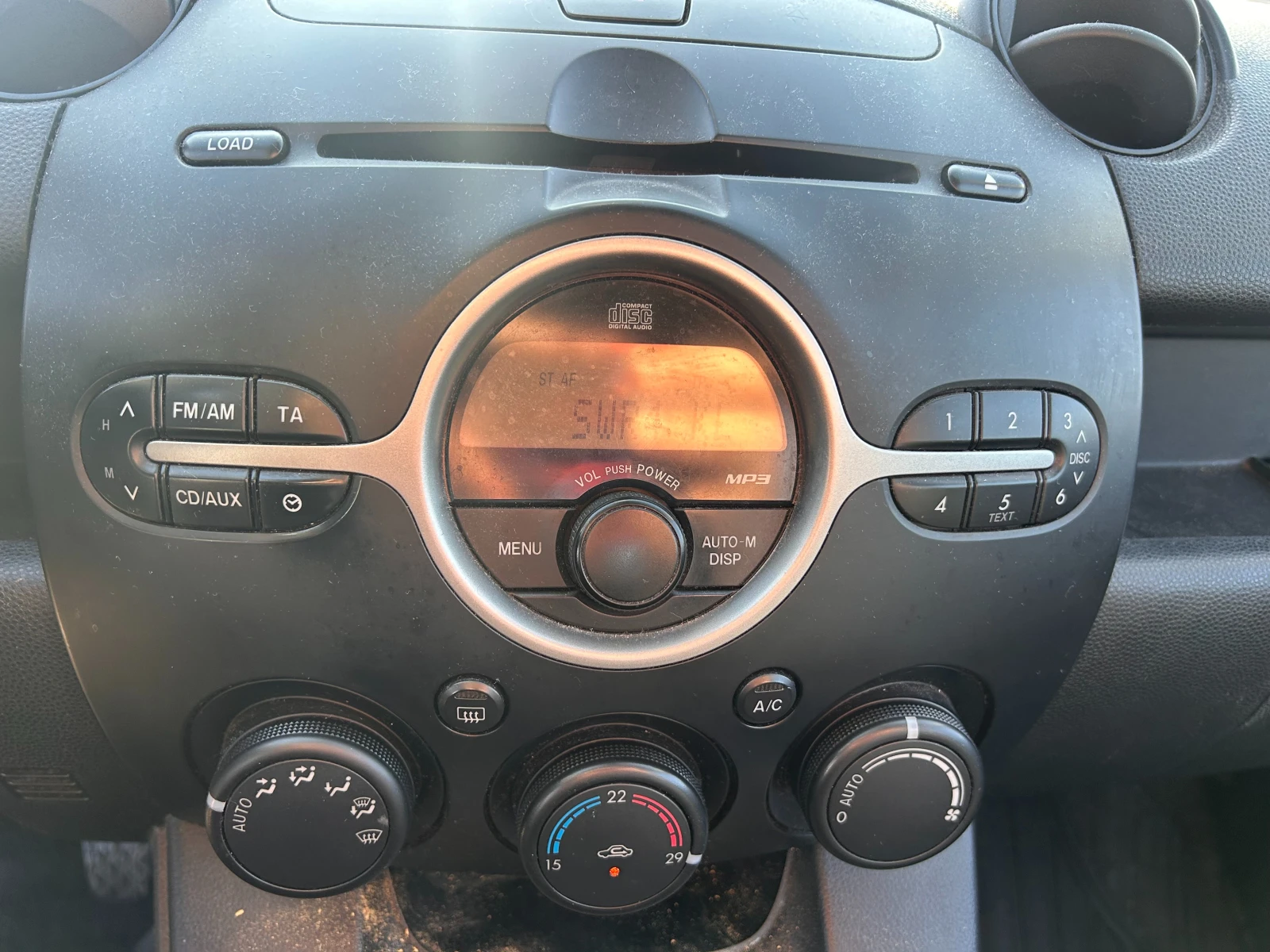 Mazda 2 1.3GAZ EURO 4 | Mobile.bg � ����������� 13